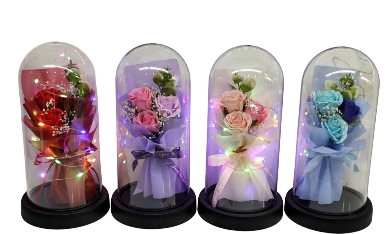 Dekoratif Işıklı Fanus İçinde Renkli Gül Buketi Biblosu