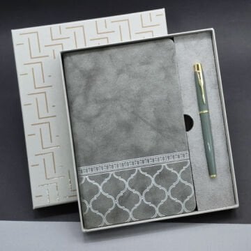 Öğretmenler Günü Gri Tasarımlı Kutulu Defter Kalem Seti