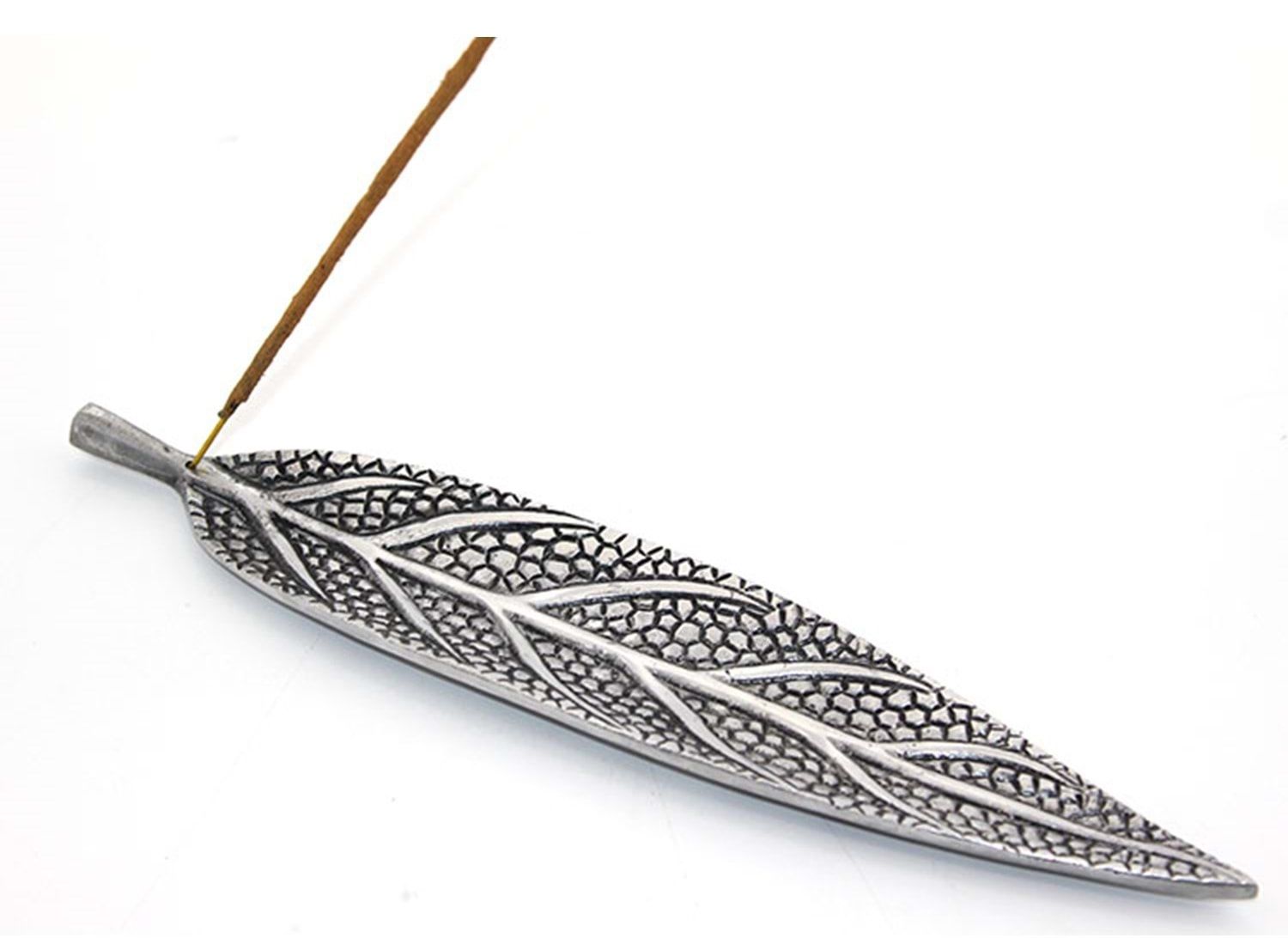 Dekoratif Metal Yaprak İşlemeli Çubuk Tütsülük