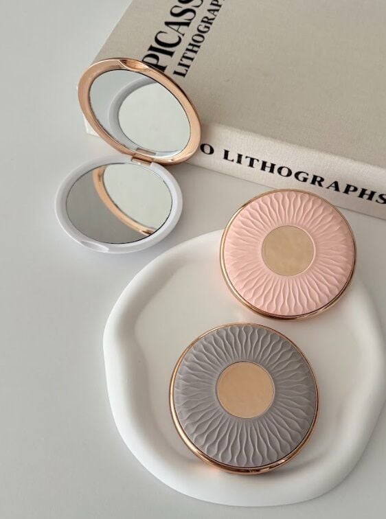 Çift Taraflı Renkli Kompakt Tasarım Makyaj Aynası