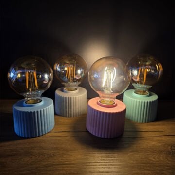 Retro Ampul Tasarımlı Masa Lambası