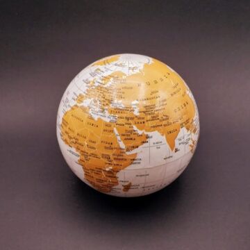 Sihirli Sürekli Dönen Dünya Küresi