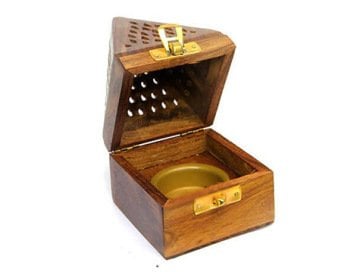 Ahşap Piramit Konik Tütsü Yakma Kutusu