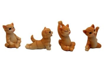 Yoga Yapan Sevimli Kedi Biblo Seti (4 Adet)