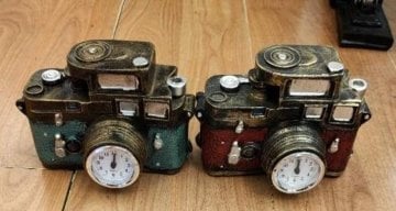 Retro Fotoğraf Makinesi Masa Saati Kumbara