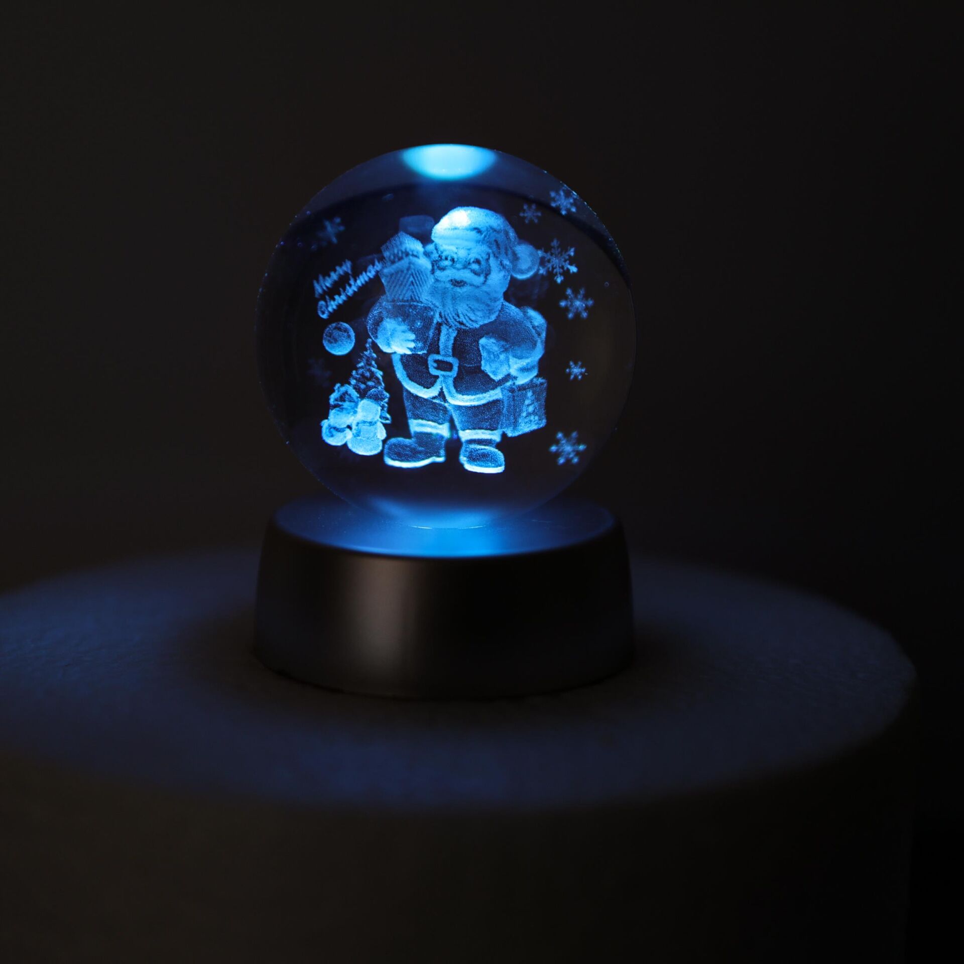 Led Işıklı Renk Değiştiren Noel baba Kristal Cam Küre