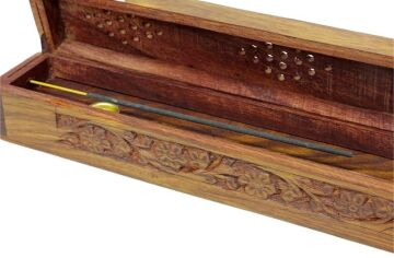 Dekoratif Oymalı Ahşap Çubuk Ve Konik Tütsü Kutusu