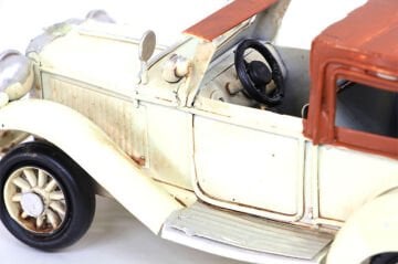 Dekoratif Eskitme Beyaz Metal Araba