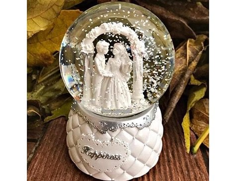 Kurmalı Beyaz Gelin Damat Cam Kar Küresi Müzik Kutusu