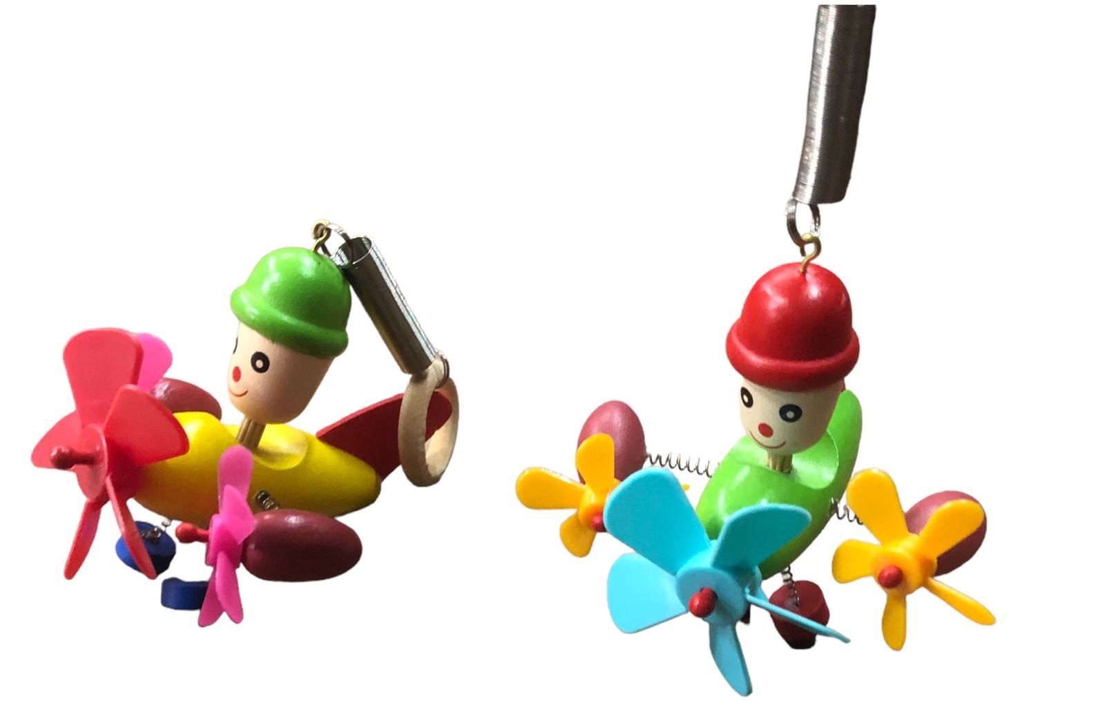 Ahşap Uçak Şeklinde Figürlü Yaylı Zıp Zıp Oyuncak