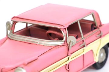 Dekoratif Eskitme Chevrolet Pembe Metal Araba