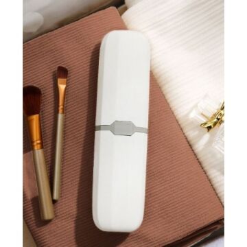 Seyahat Tipi Diş Fırçası ve Makyaj Fırçası Kabı