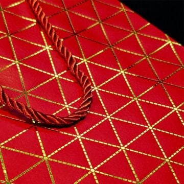 Tasarımlı Kırmızı Ve Gold Hediye Çantası (12 cm x 16 cm)