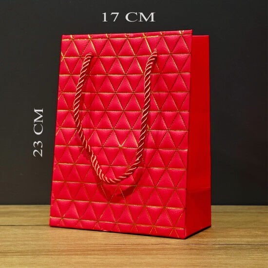 Tasarımlı Kırmızı Ve Gold Hediye Çantası (17 cm x 23 cm)( 12 Adet)