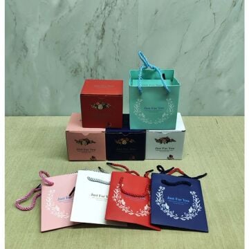 Romantik Gül Takı Hediye Kutusu Sevgililer Günü Hediyesi