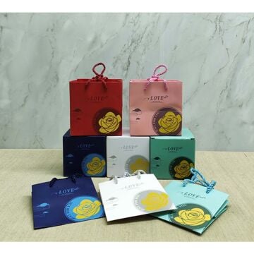 Kubbe Romantik Gül Takı Hediye Kutusu Sevgililer Günü Hediyesi