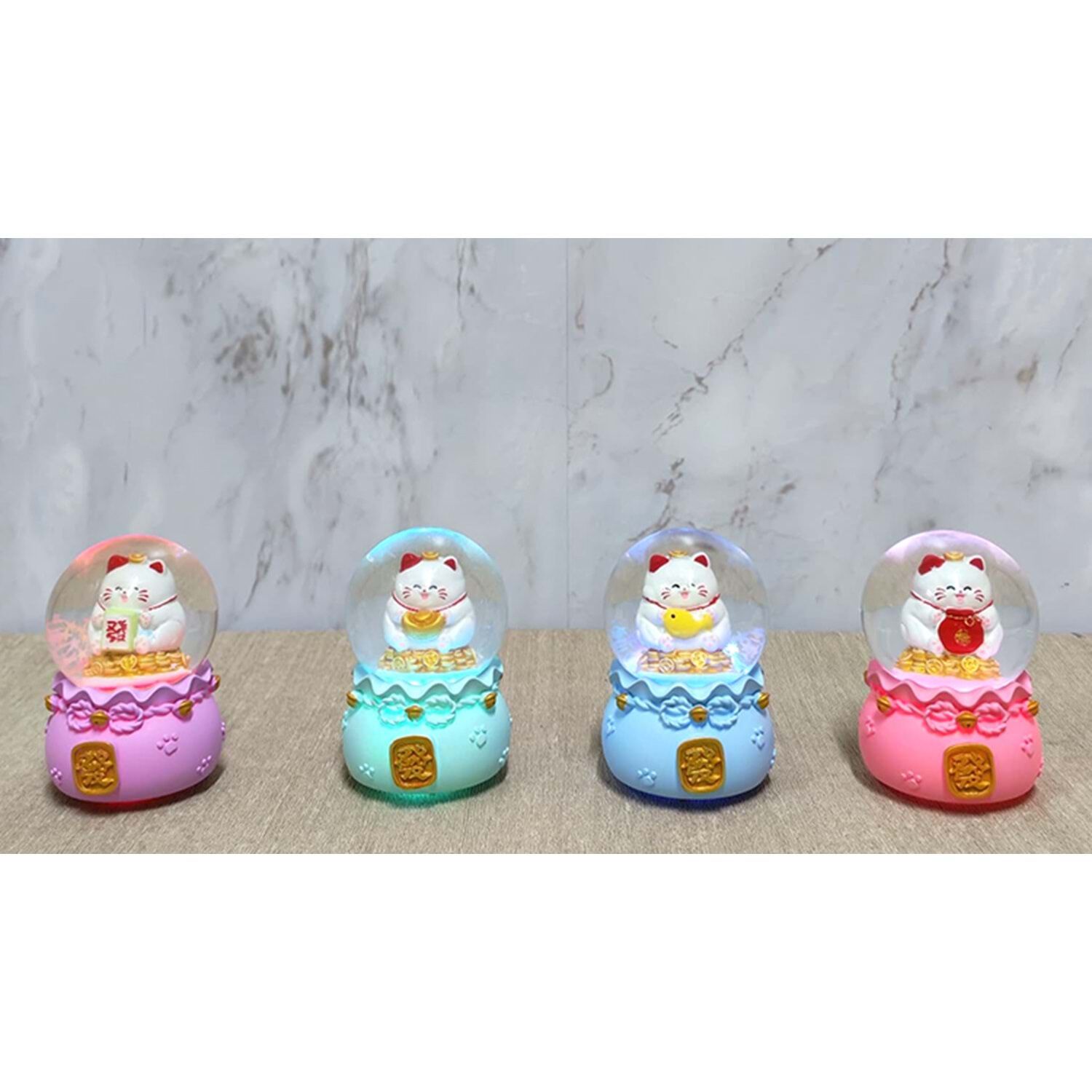 Şans Kedisi Tasarımlı Işıklı Cam Kar Küresi