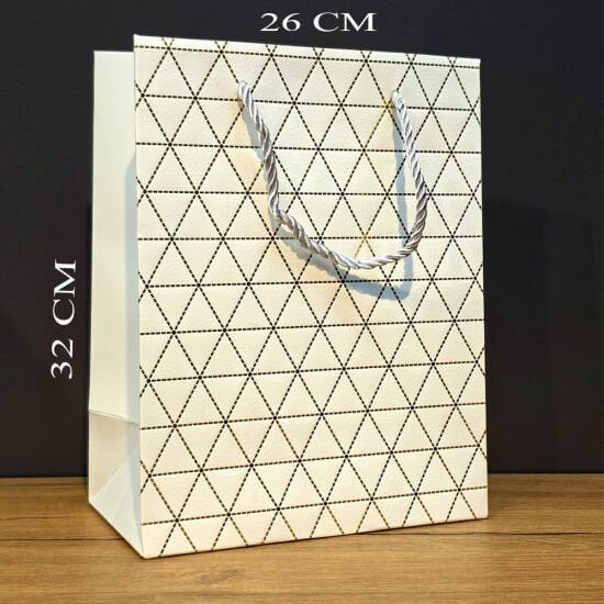 Tasarımlı Beyaz Ve Gold Hediye Çantası (26 cm x 32 cm) (12 Adet)