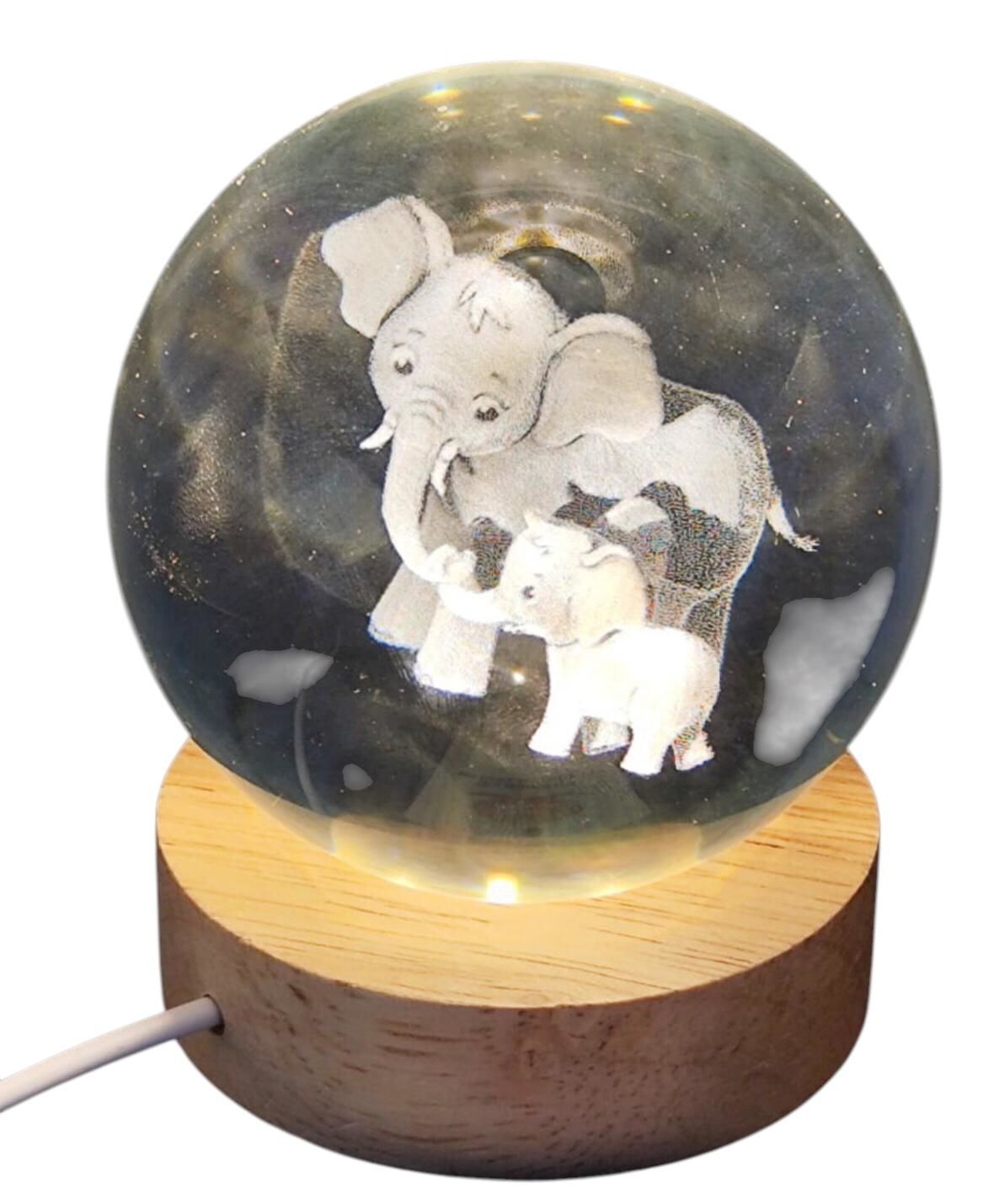 Dekoratif Ahşap Altlıklı Fil Ve Yavrusu Temalı Işıklı Cam Küre (8 cm)