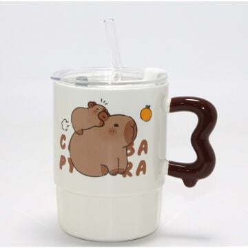 Sevimli Capibara Temalı Kapaklı Pipetli Kupa Bardak