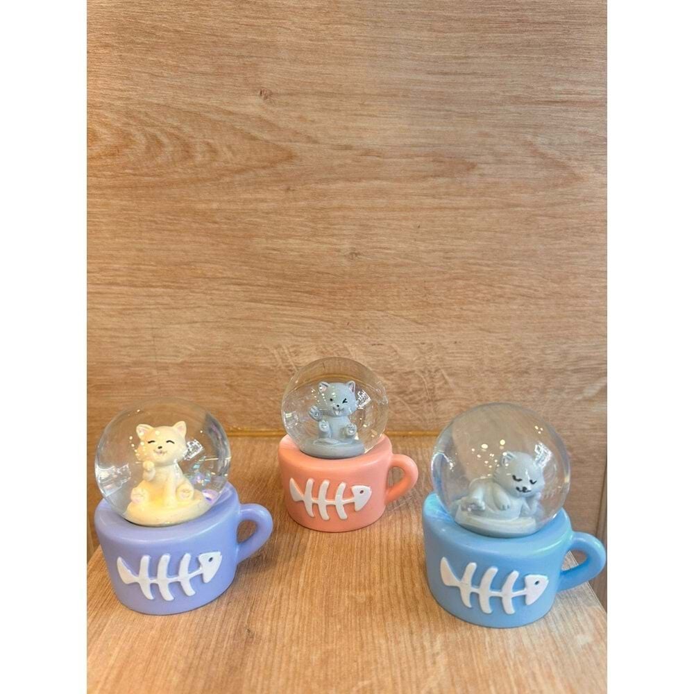 Işıklı Mini Fincanda Sevimli Kedi Tasarımlı Cam Kar Küresi