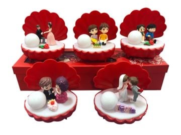 Dekoratif Işıklı İstiridye İçinde Romantik Sevgili Biblosu