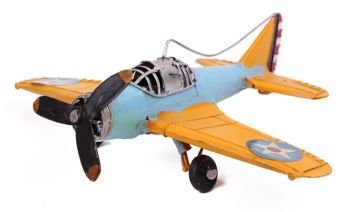 Dekoratif Metal Model Tek Kanat Tasarımlı Savaş Uçağı