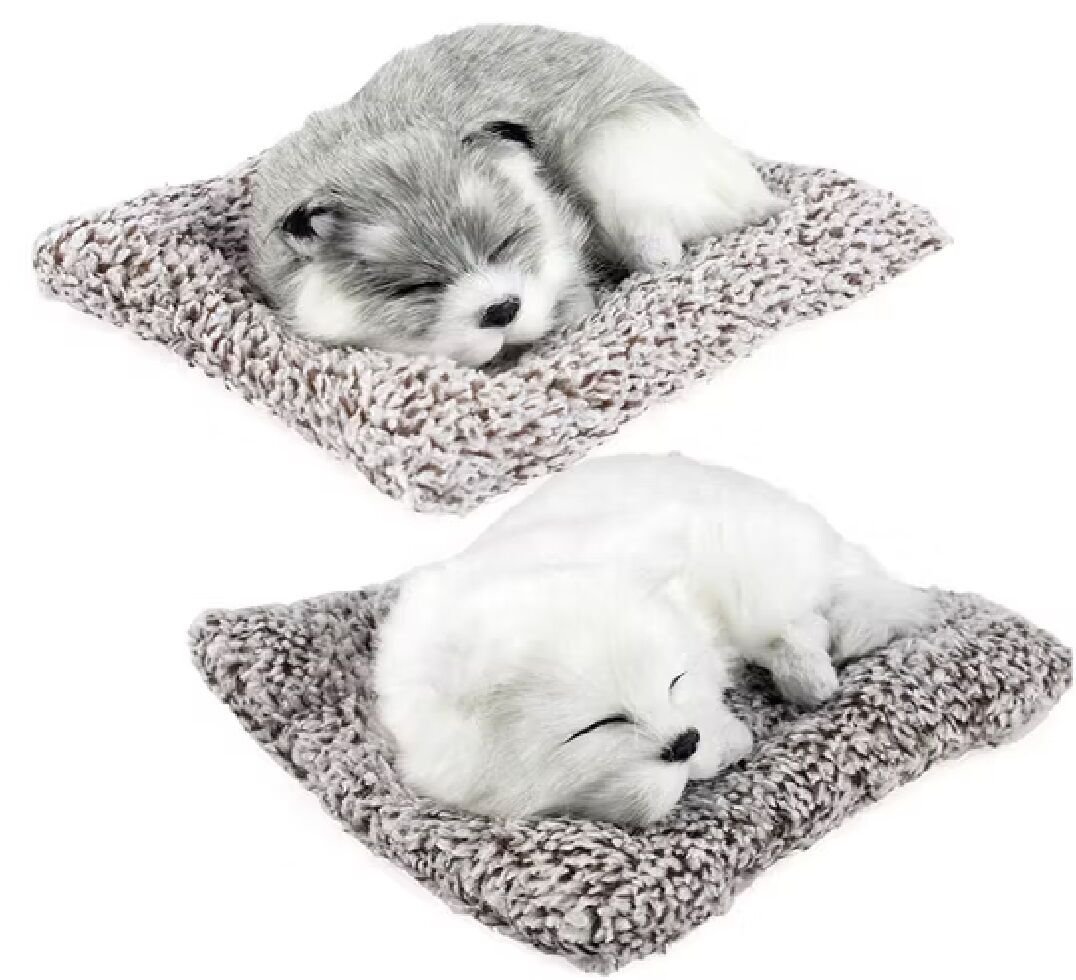 Minderde Uzanan Havlayan Peluş Köpek (25 cm)