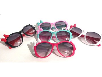 Fiyonklu Kız Çocuk İçin Güneş Gözlüğü