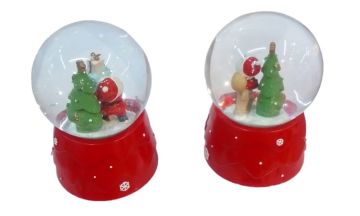 Yılbaşı Noel Baba Geyik Ve Hediye Işıklı Müzikli Cam Kar Küresi