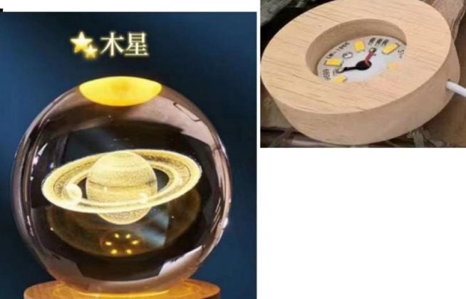 Dekoratif Ahşap Altlıklı Galaksi Temalı Işıklı Cam Küre (8 cm)