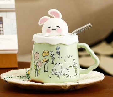 Sevimli Tavşan Tasarımlı Seramik Kapaklı Pipetli Kupa Bardak