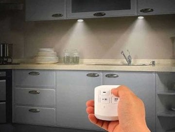 Uzaktan Kumandalı Yapışkanlı 3'lü Led Spot Lamba