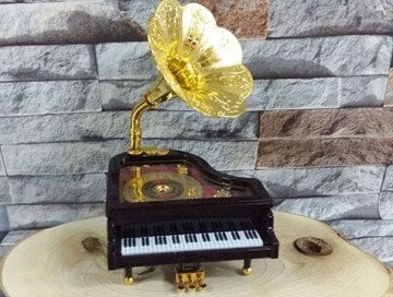 Piyano Şeklinde Gramofon Müzik Kutusu