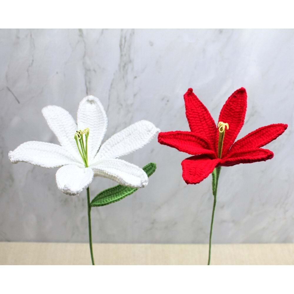 Anneler Günü Öğretmenler Günü Özel El Örgüsü Zambak Çiçeği