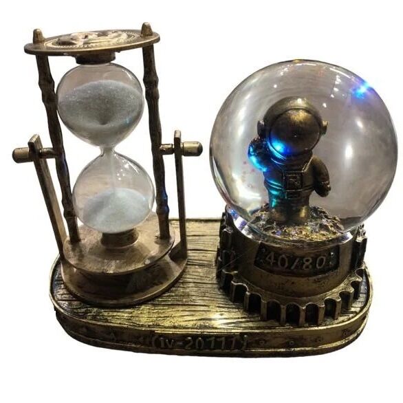 Polyester Işıklı Astronot ve Kum Saati Dekoratif  Biblo