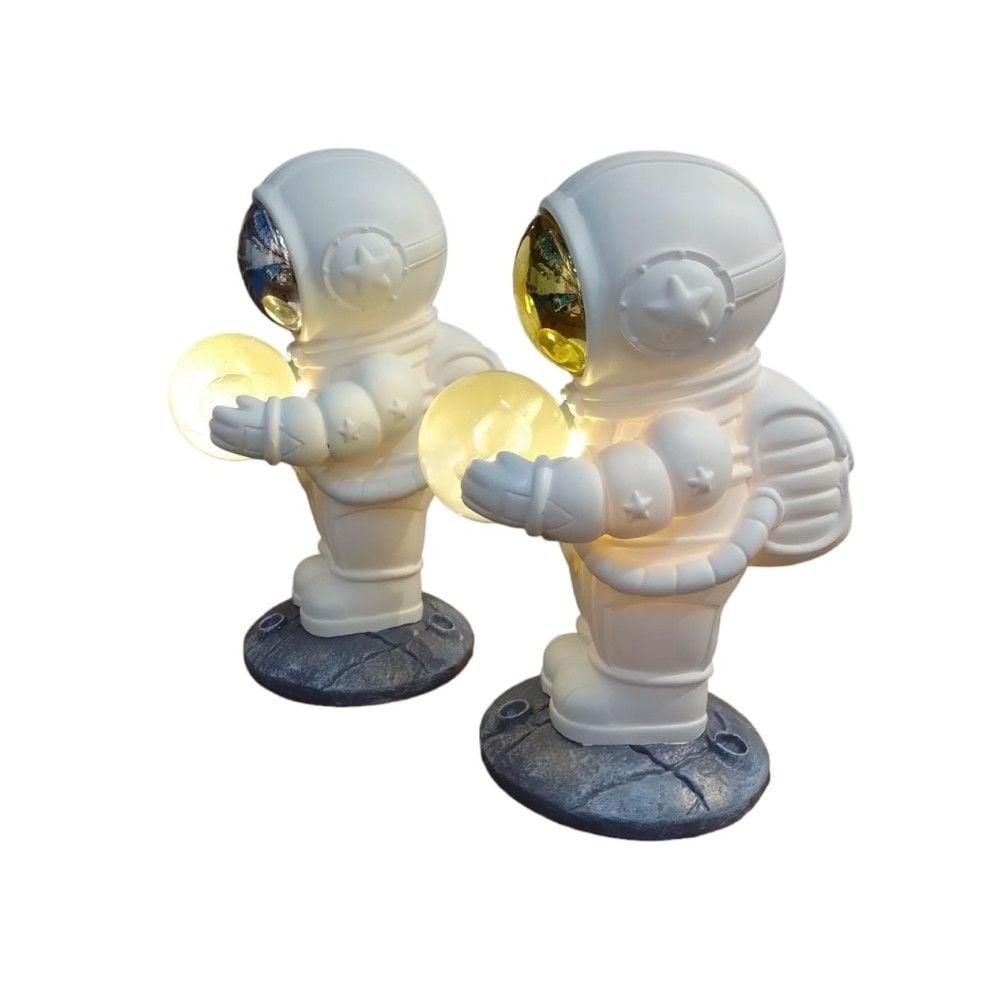 Uzay Temalı Astronot Masa Gece Lambası (Büyük Boy)