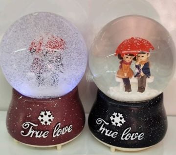 Şemsiye Altında Sevgili Püskürtmeli Müzikli Cam Kar Küresi