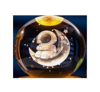 Dekoratif Astronot Ve Yarım Ay Tasarımlı Ahşap Altlıklı Işıklı Cam Küre (6 cm)