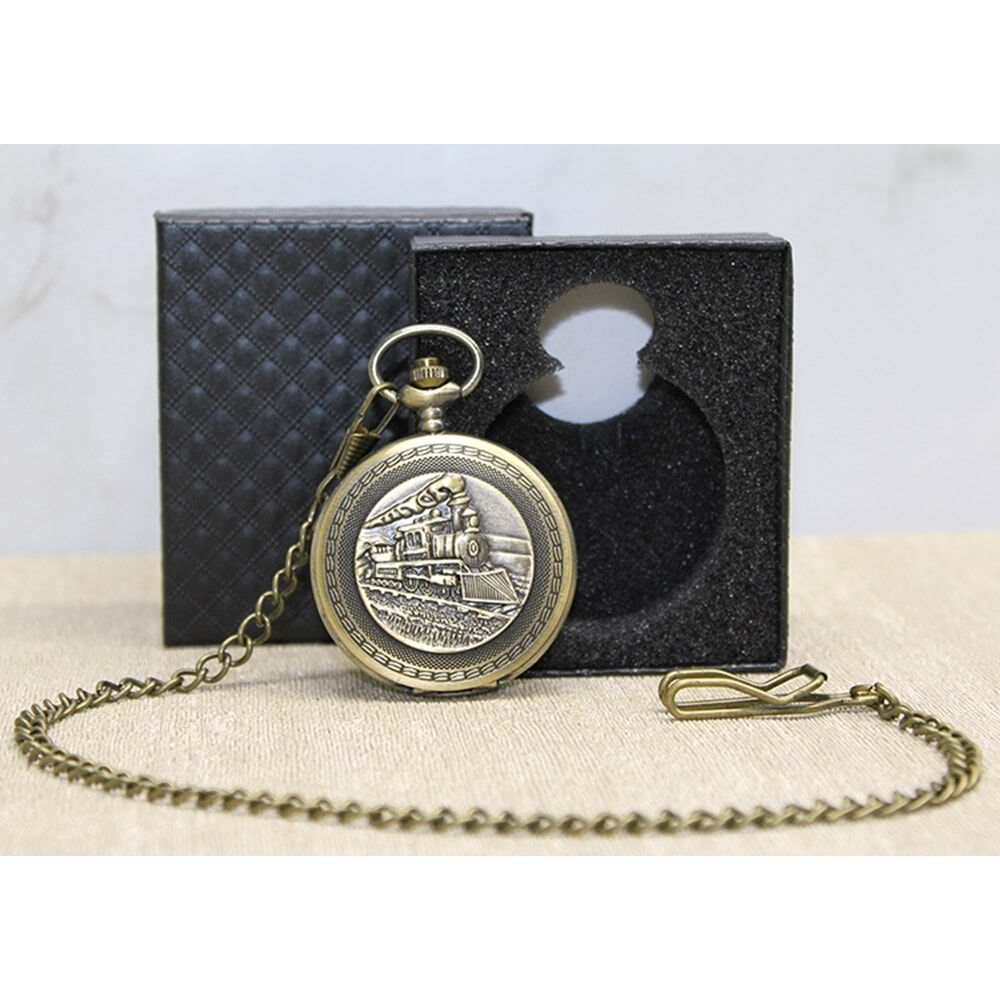 Kutulu Tren Desenli Köstekli Cep Saati