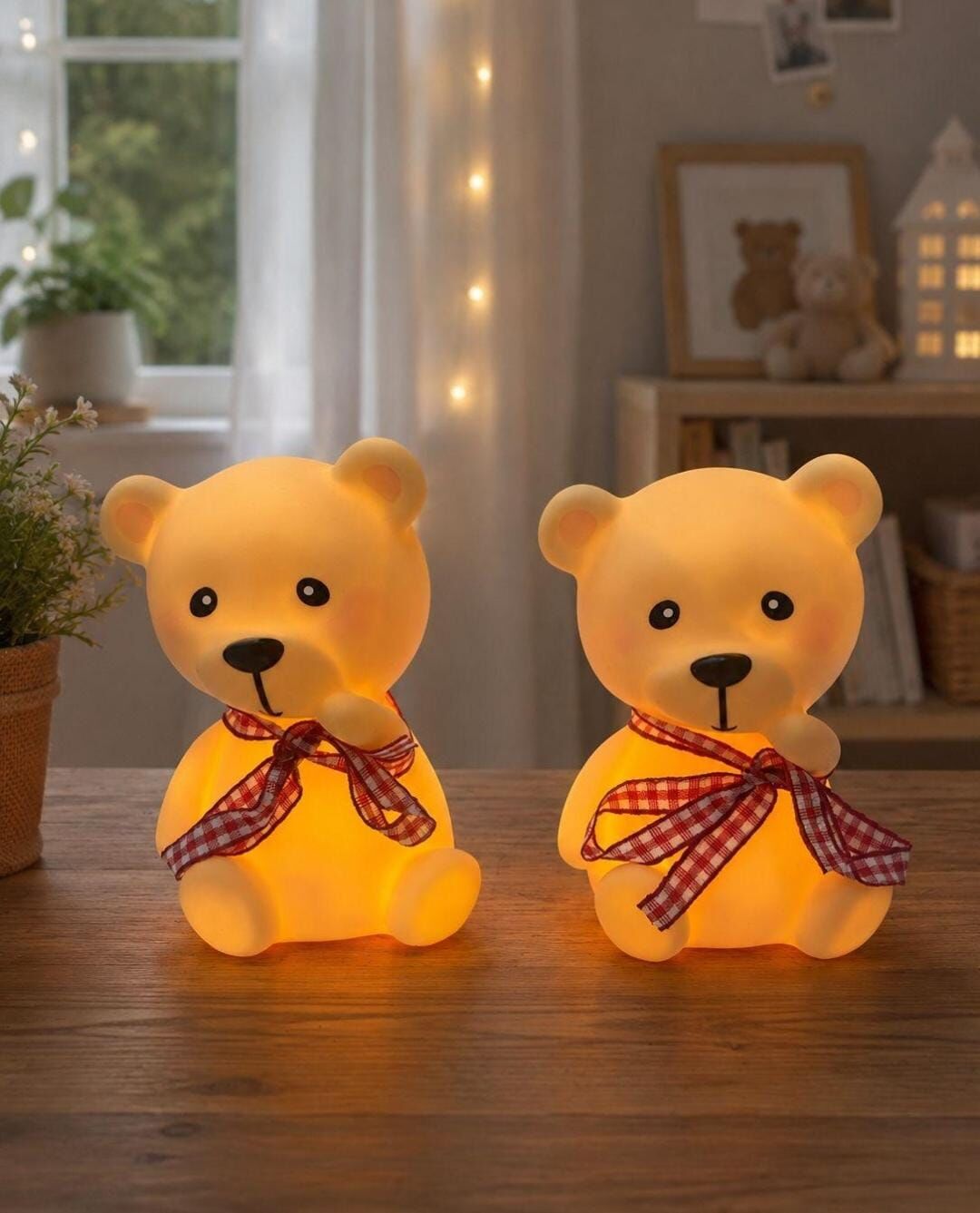 Kurdeleli LED Işıklı Ayıcık Biblo  ve Gece Lambası