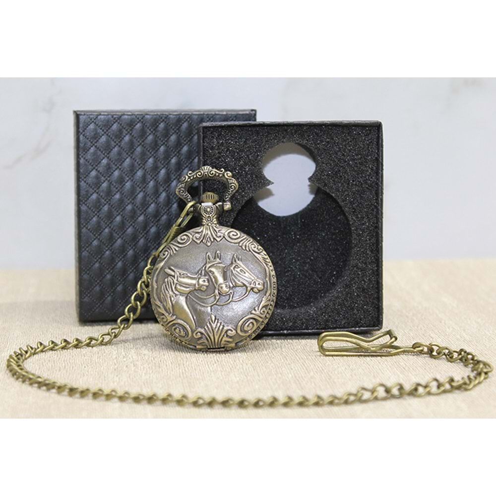 Kutulu At Tasarımlı Köstekli Cep Saati