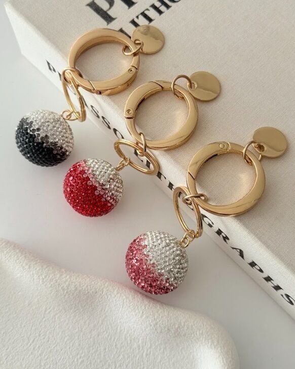 Top Yapay Elmas Taşlı Tasarımlı Anahtarlık Ve Çanta Süsü