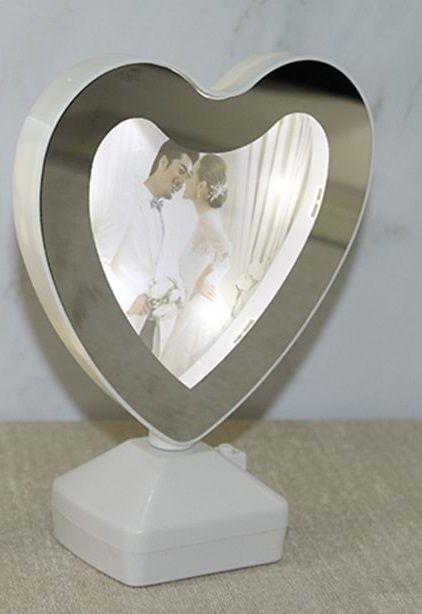 Beyaz Kalp Ayna Led Işıklı Fotoğraf Çerçevesi (17 cm x 13 cm)